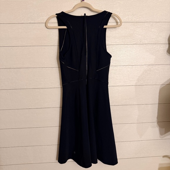 LULULEMON & GO TILL DAWN DRESS SIZE 8 BLACK - Picture 7 of 11